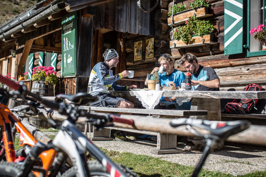 Mountainbike-Tour Stoneman Taurista MTB Einkehr und Rast auf Hütten und Almen Salzburger Land (Österreich)